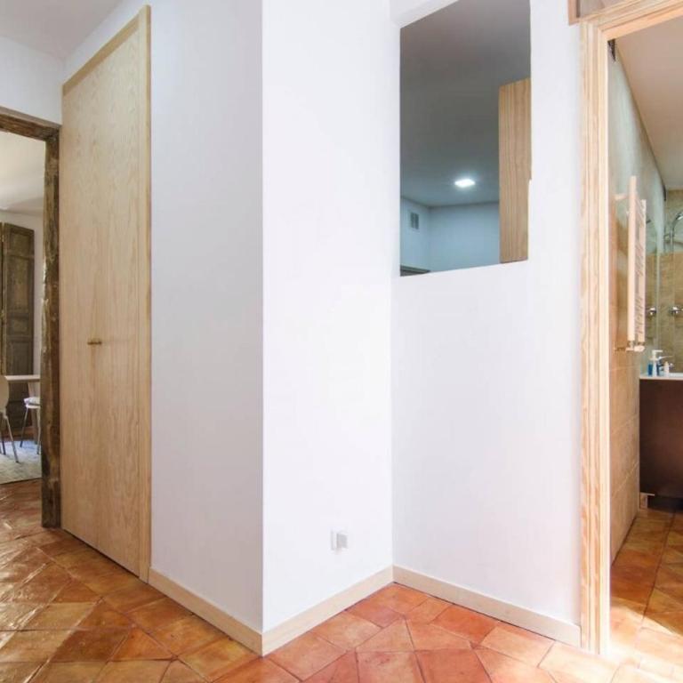 Bright Stylish Malasaña - Madrid City Centre - Apartment - 17