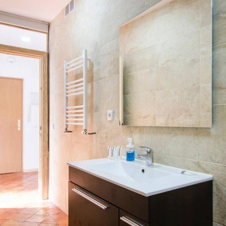 Bright Stylish Malasaña - Madrid City Centre - Apartment - 25