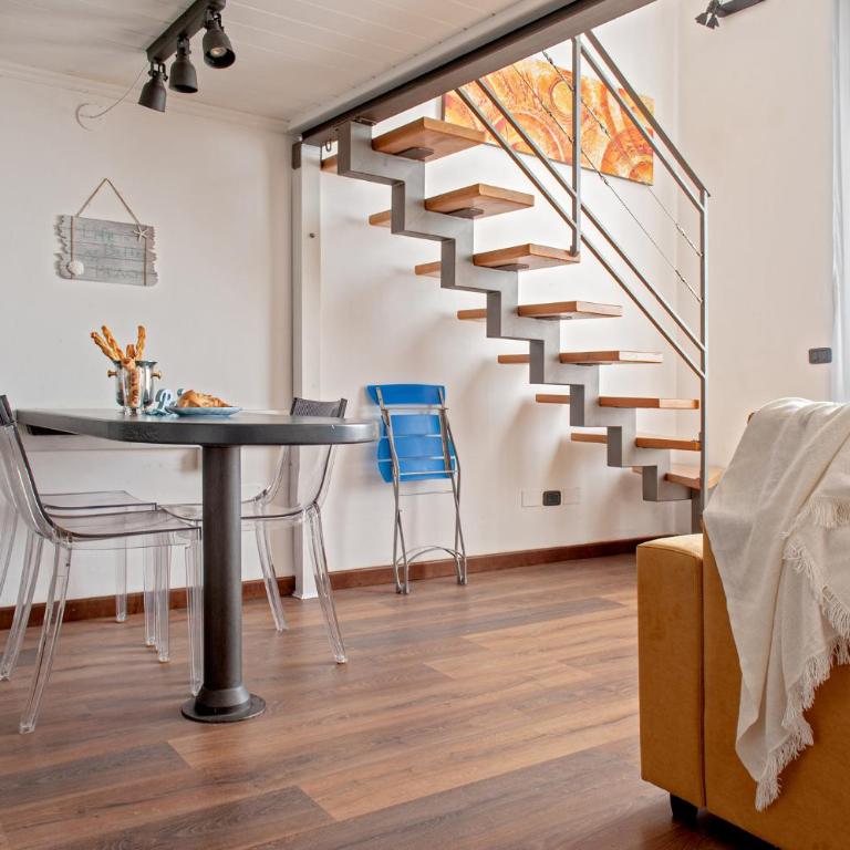 Sea Breeze Loft by Pleiades Home - Apartment - 10