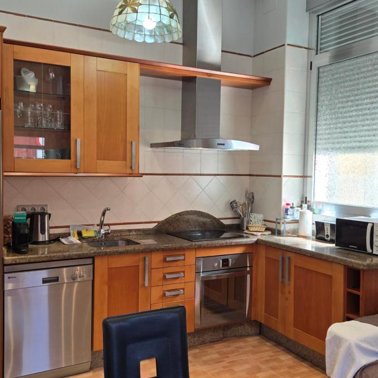 Huelin Playa Family House by Del Parque Flats - Casa de 4 dormitorios - 9