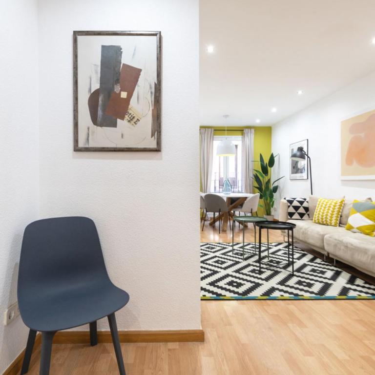 Cozy Apartment- 2BD 2BT- Malasaña - Two-Bedroom Apartment - 6