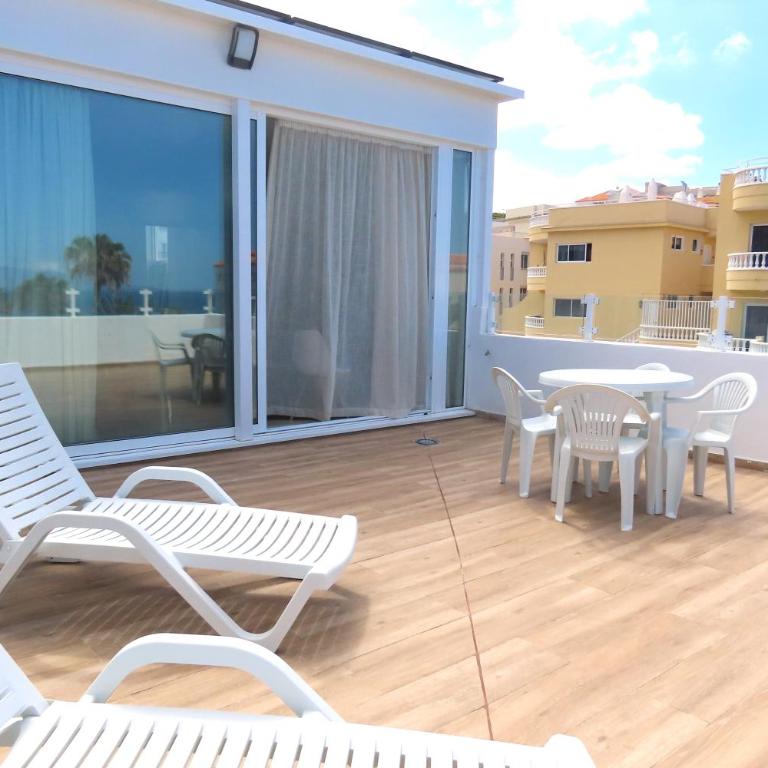 Suncanarias Apartamentos Cristal Playa La Arena - Estudio con balcón - 2