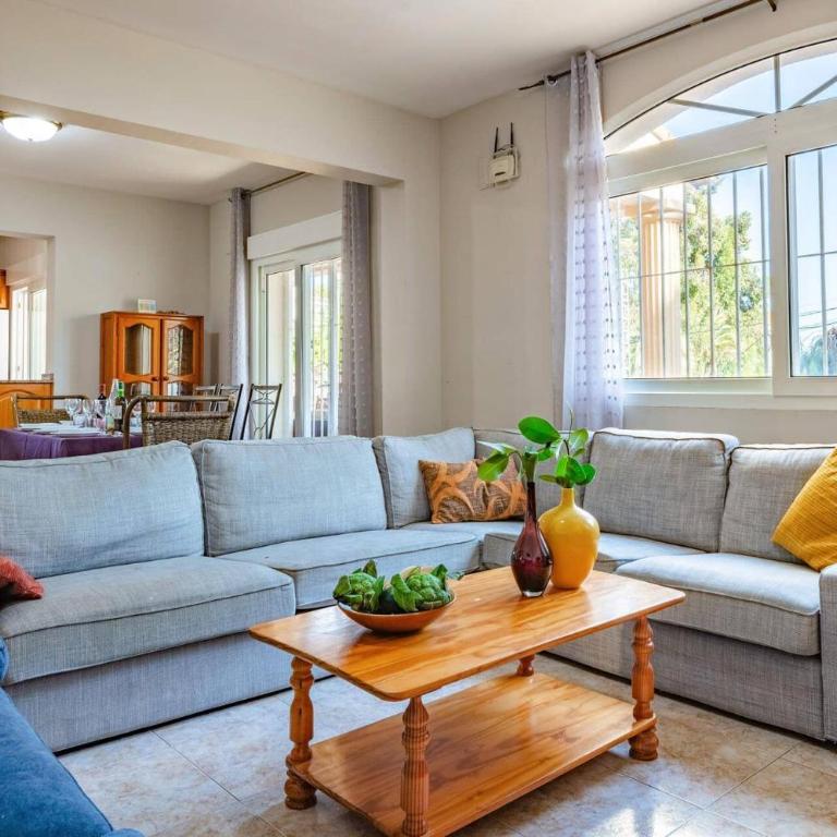 Villa Belinda by Villa Plus - Villa - 5
