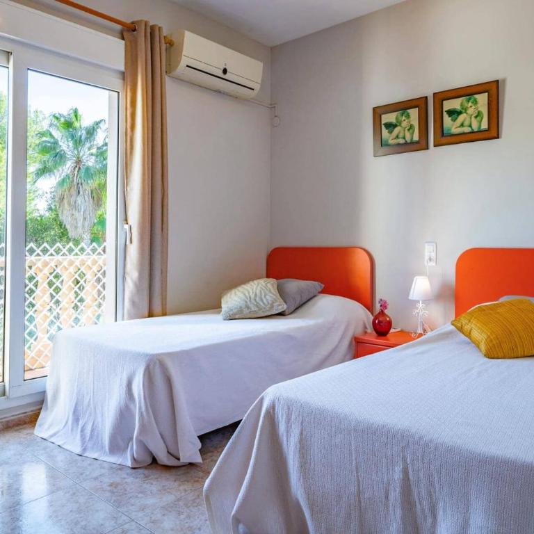 Villa Belinda by Villa Plus - Villa - 12