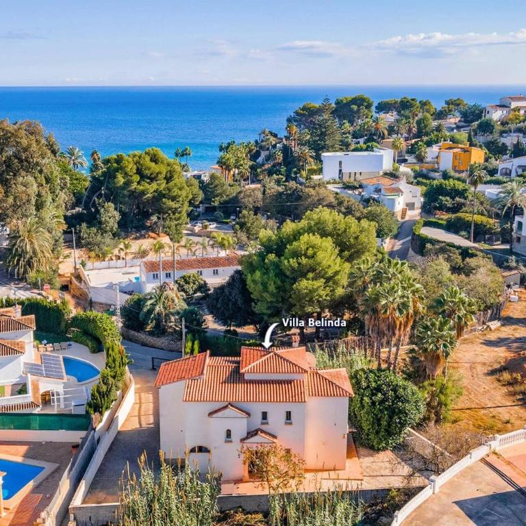 Villa Belinda by Villa Plus - Villa - 21