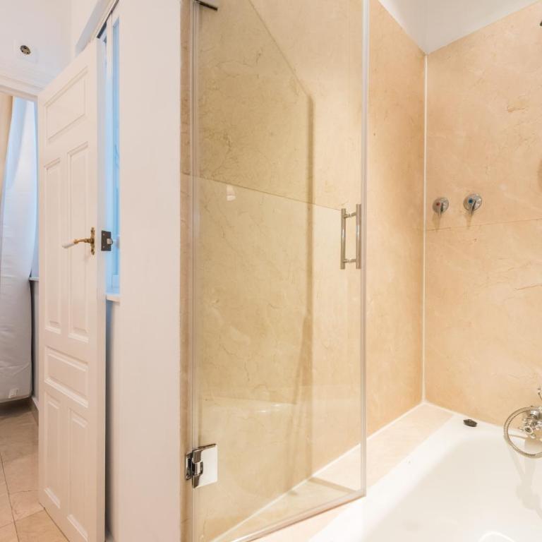 Apartamentos Alcalá - Superior Apartment - 7