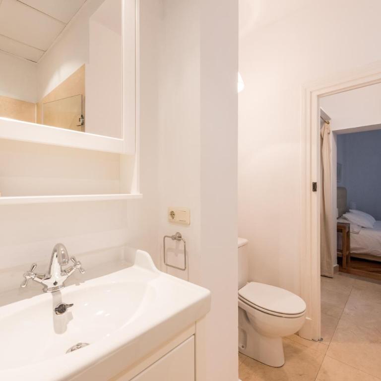 Apartamentos Alcalá - Superior Apartment - 12