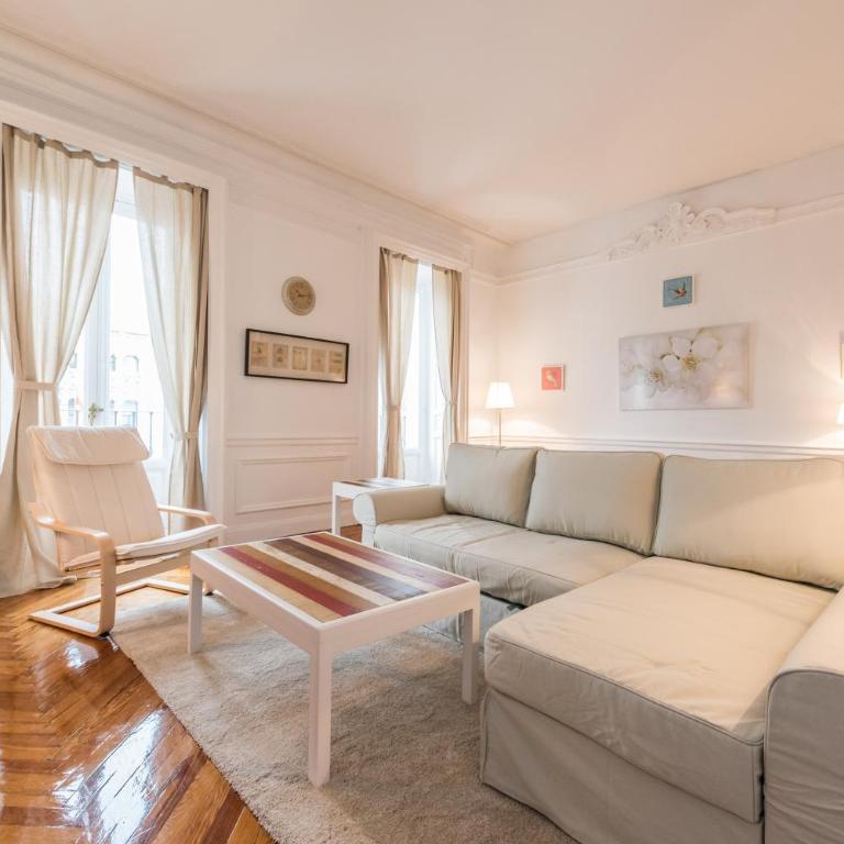Apartamentos Alcalá - Superior Apartment - 8
