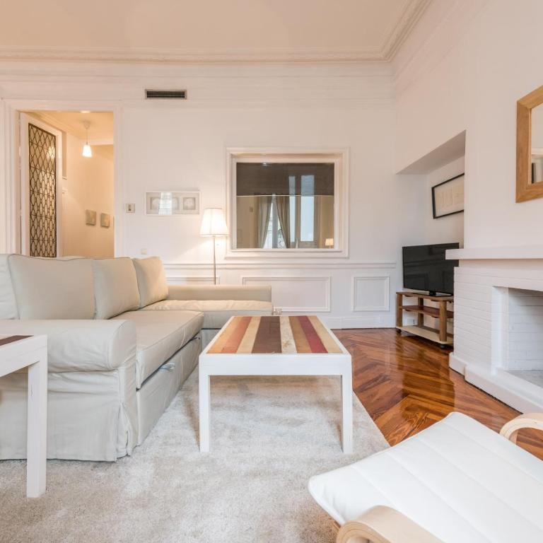 Apartamentos Alcalá - Superior Apartment - 17
