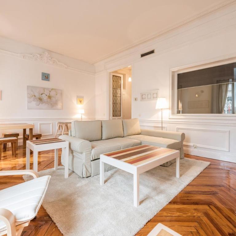 Apartamentos Alcalá - Superior Apartment - 23