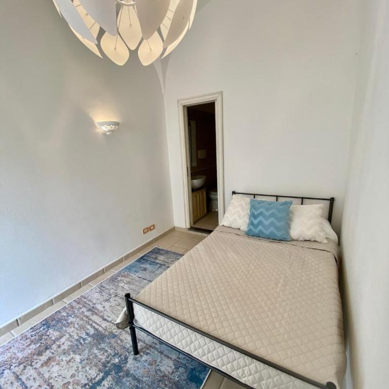 La Grande Perla 3 Bedroom Apartment - Three-Bedroom Apartment - 16