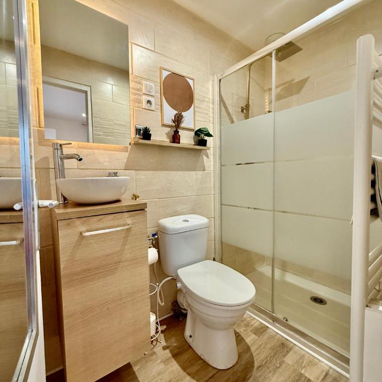 Studio 5 - Cinéma Sport Parking - DABNB - Appartement 1 Chambre - 13