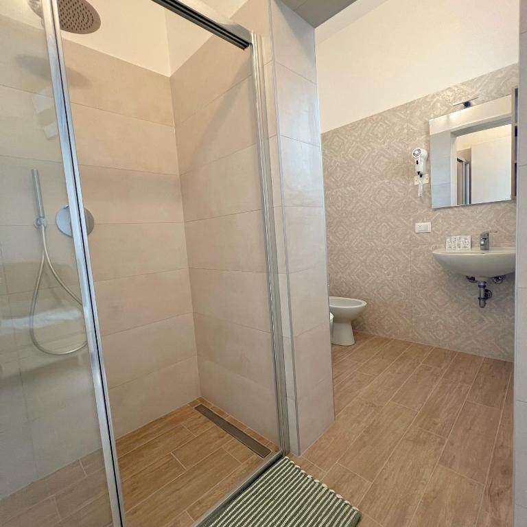 Hotel Patrizia - B&B e Appartamenti - Appartamento Familiare con 1 Camera da Letto - 4