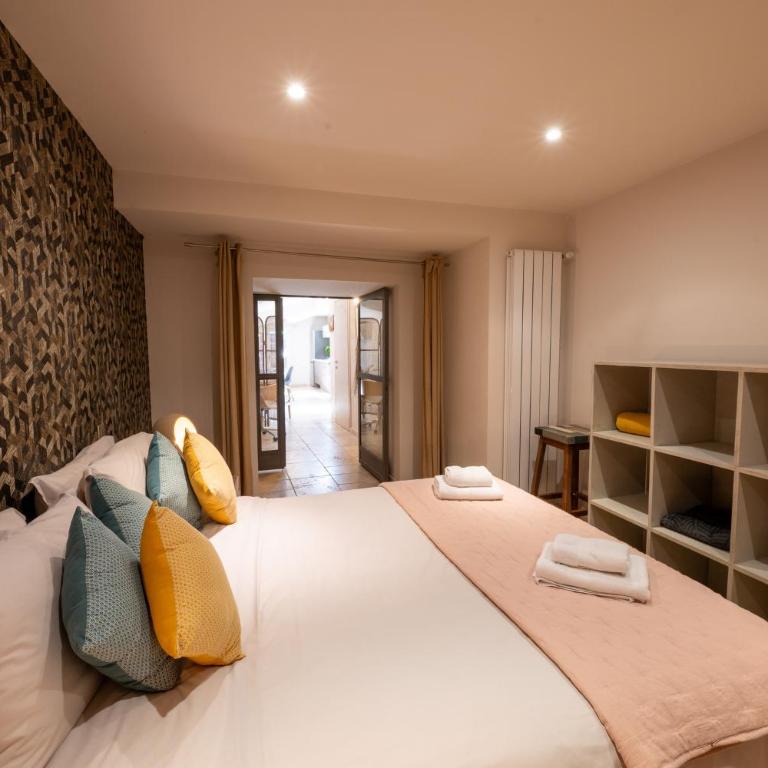 Maison avec patio et jacuzzi - Maison de Vacances - 32