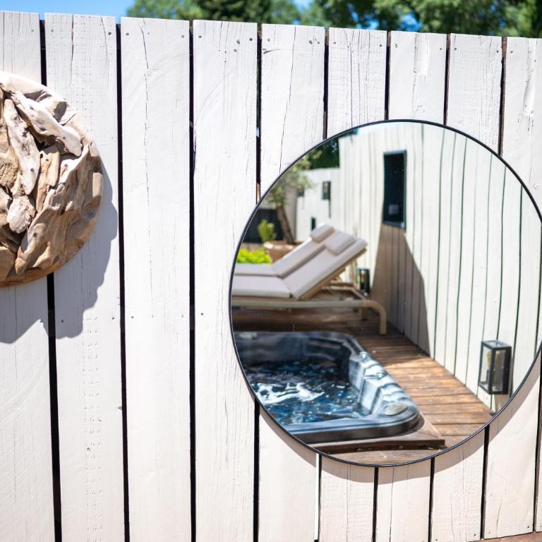 Maison avec patio et jacuzzi - Maison de Vacances - 9