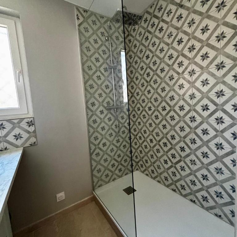Superbe Appartement rénové à 150 mètres de la plage de Fréjus - Appartamento con 1 Camera da Letto - 7