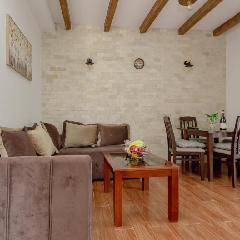 Medo - Apartment with Garden View - 14