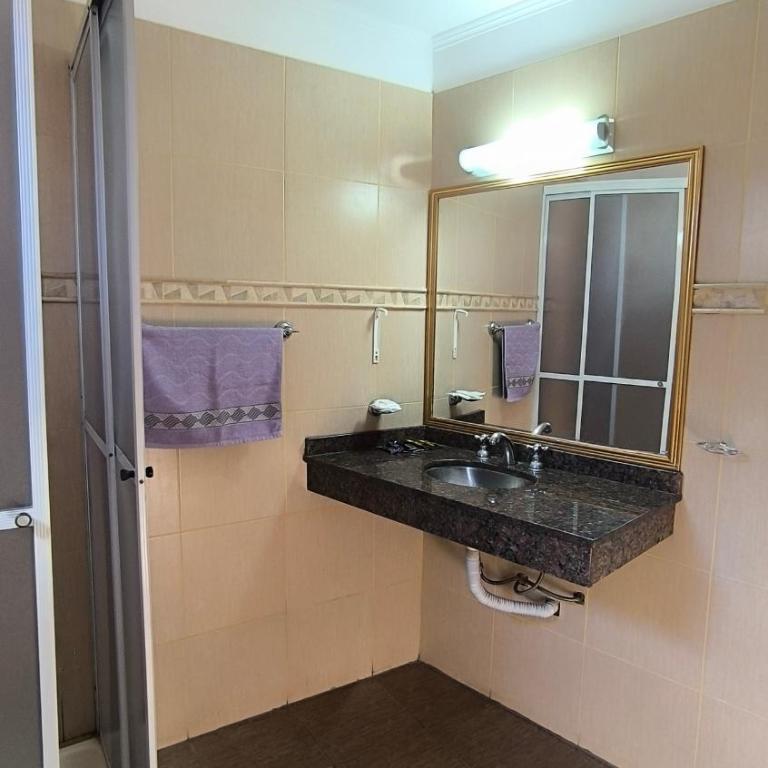 Hotel Los Lapachos - Habitación Familiar Superior - 10