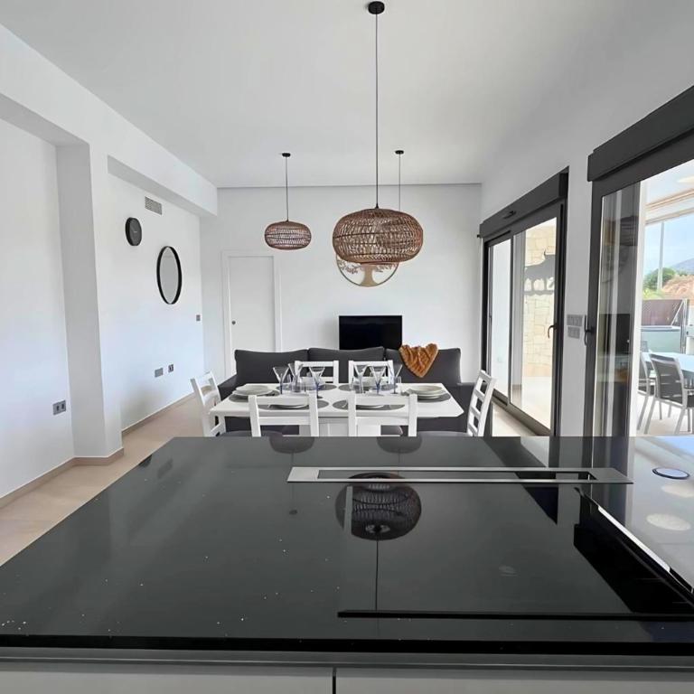 Modern villa with private pool at Golf Vistabella - Villa - 10