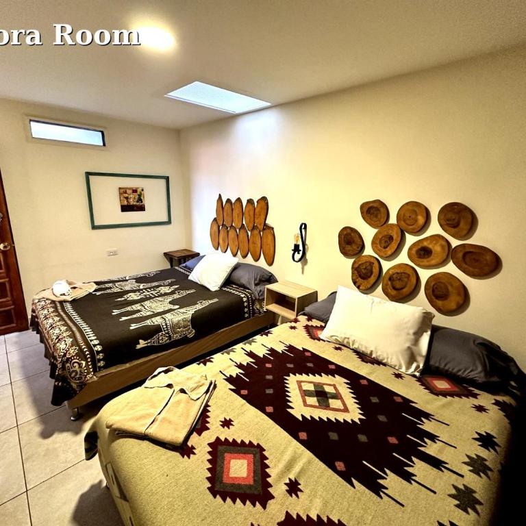 Hostal El Quinde - Economy Triple Room - 4