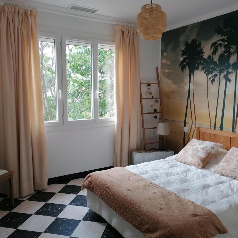Villa climatisée, proche mer, 2 grands appartements indépendants, parking, WIFI - Maison 2 Chambres - 5