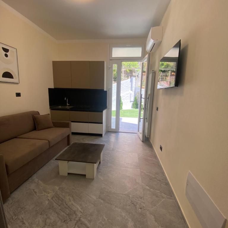 La casa della stazione - One-Bedroom Apartment with Garden - 2
