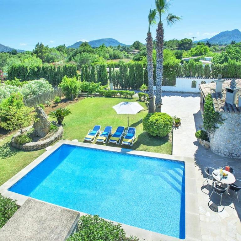 Villa Francisca by Villa Plus - Villa - 4