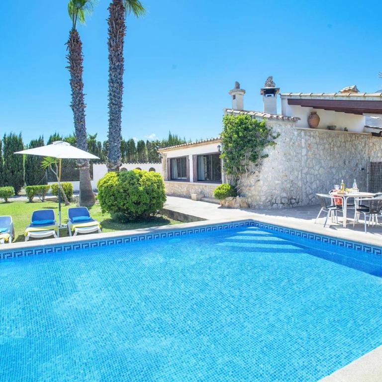 Villa Francisca by Villa Plus - Villa - 14