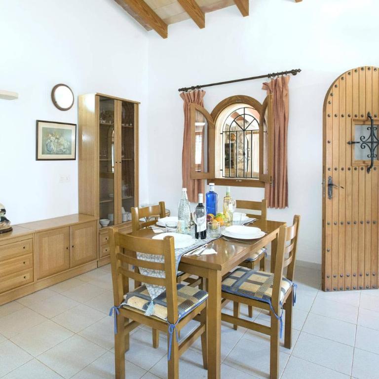 Villa Francisca by Villa Plus - Villa - 9