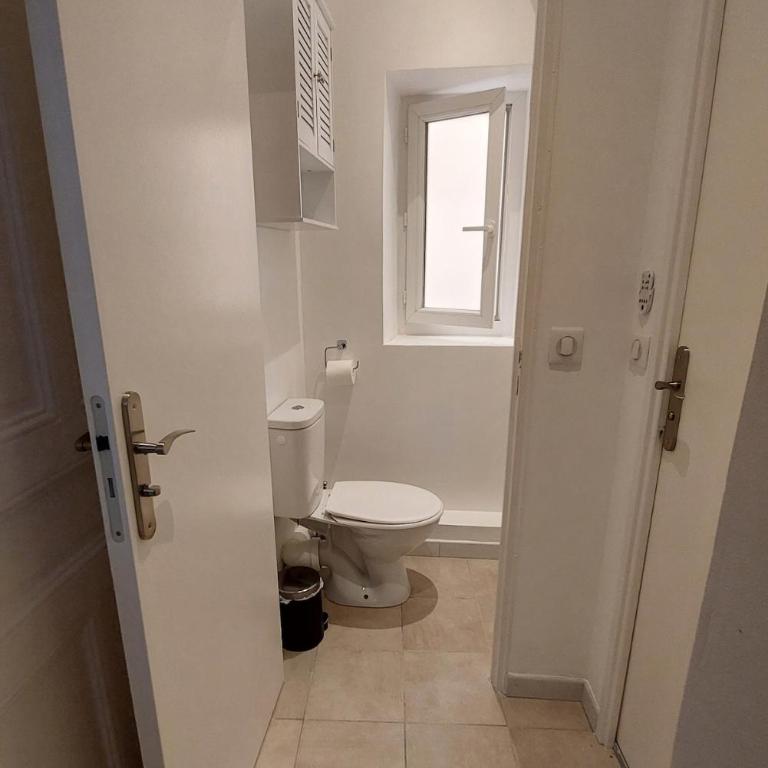 Chic 1 Bedroom Apartment - 3 Star Rated - One-Bedroom Apartment - 23