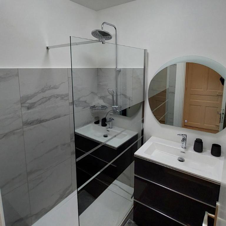 Chic 1 Bedroom Apartment - 3 Star Rated - One-Bedroom Apartment - 21