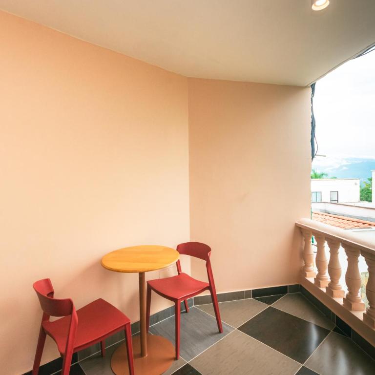 Del Tropico hotel - Triple Room with Balcony - 6