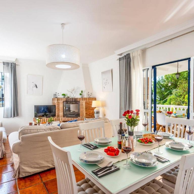 Villa Arantxa by Villa Plus - Villa - 13