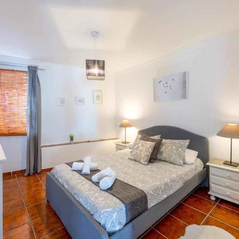 Villa Arantxa by Villa Plus - Villa - 23