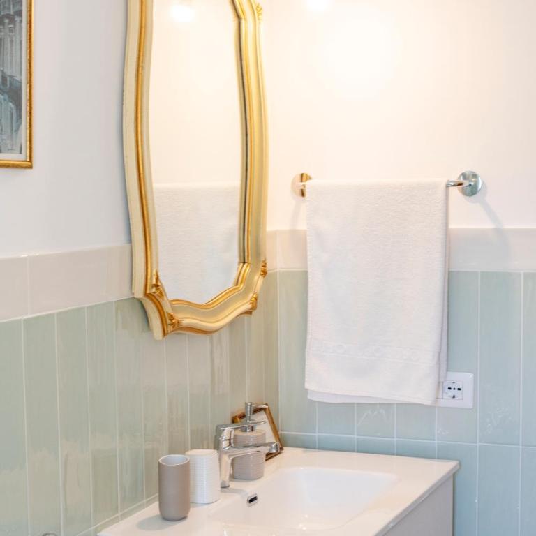 Porta Pompei & Sorrento Coast - Appartamento con 3 Camere da Letto e Vista Montagna - 13
