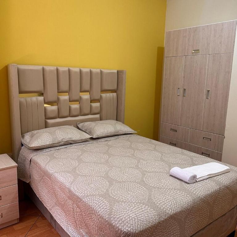 Acogedor dpto cerca al aeropuerto - Two-Bedroom Apartment - 12