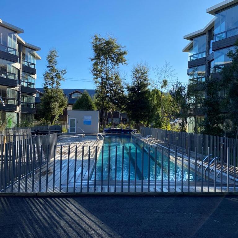 Departamento en Condominio Orige, a pasos del centro de Pucon - Apartamento de 1 dormitorio con terraza - 5