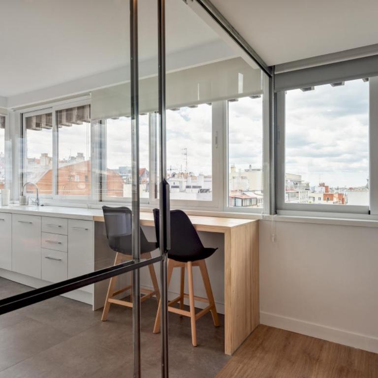 Bright Stylish - 2Bedrooms 2Baths - Salamanca - Two-Bedroom Apartment - 6