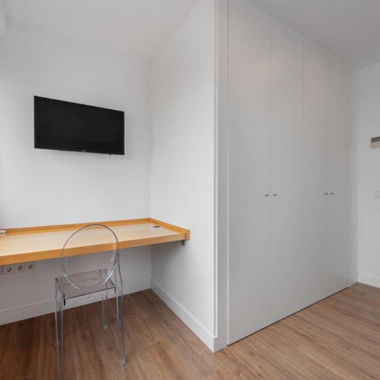 Bright Stylish - 2Bedrooms 2Baths - Salamanca - Two-Bedroom Apartment - 14