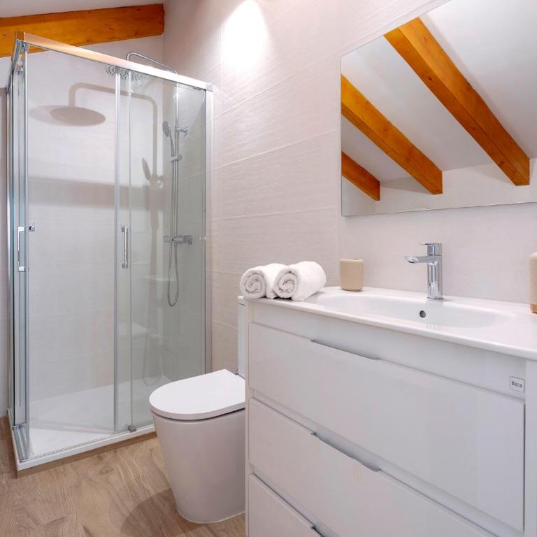 Genteel Home Plaza del Realejo Granada - Two-Bedroom Apartment - 5