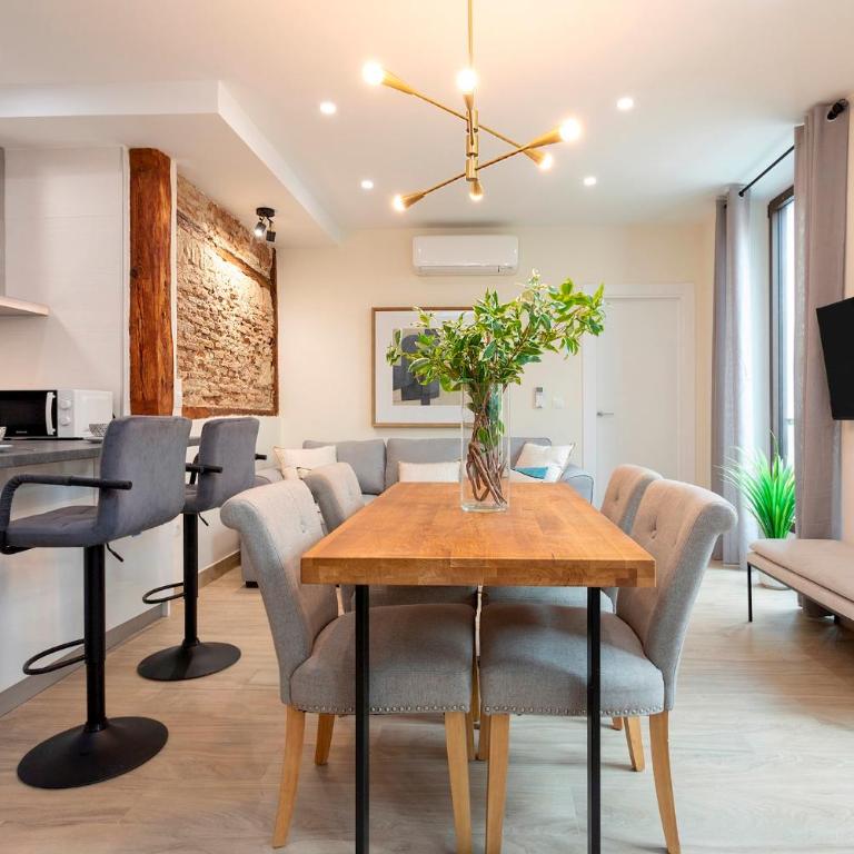 Genteel Home Plaza del Realejo Granada - Two-Bedroom Apartment - 10