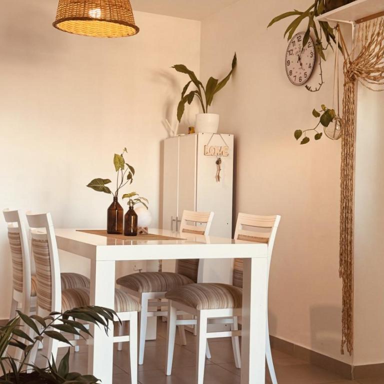 Luminoso departamento en el corazón de Santa Fe - Two-Bedroom Apartment - 5