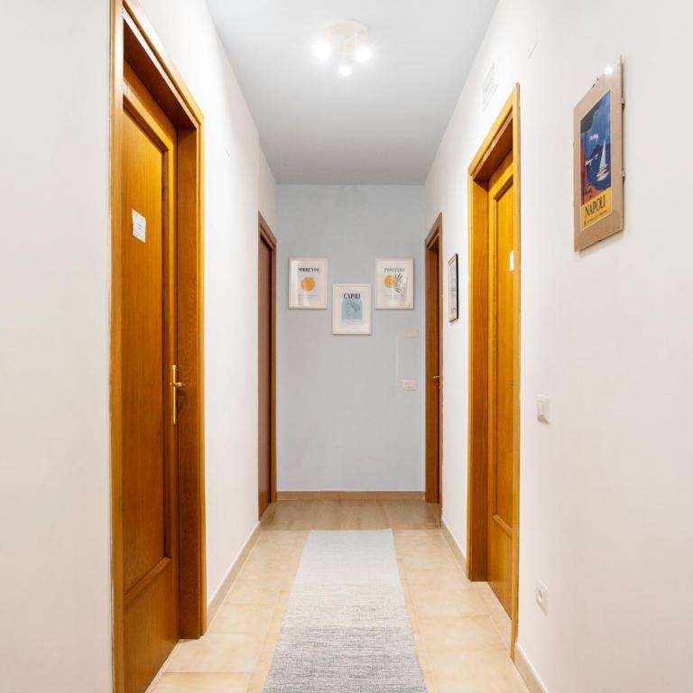 Porta Pompei & Sorrento Coast - Appartamento con 3 Camere da Letto e Vista Montagna - 63