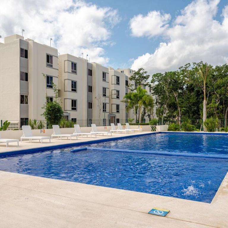 Hippie Artisan Jungle Flat Pool - Two-Bedroom Apartment - 45