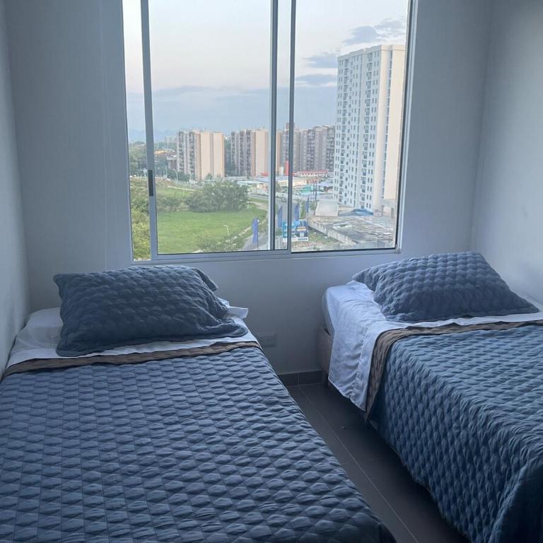 Encantador apartamento en la ciudad musical - Three-Bedroom Apartment - 7