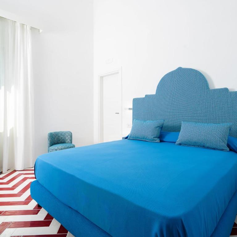 Gialma Suites - Italian Escape - Three-Bedroom Suite - 6