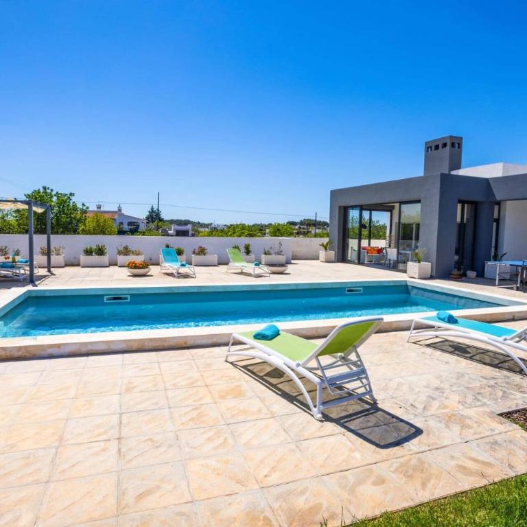 Villa La Corte Bianca by Villa Plus - Villa - 2