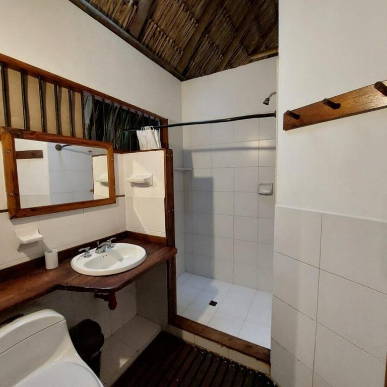 Cabaña frente al mar en la playa del Calao - Four-Bedroom House - 72