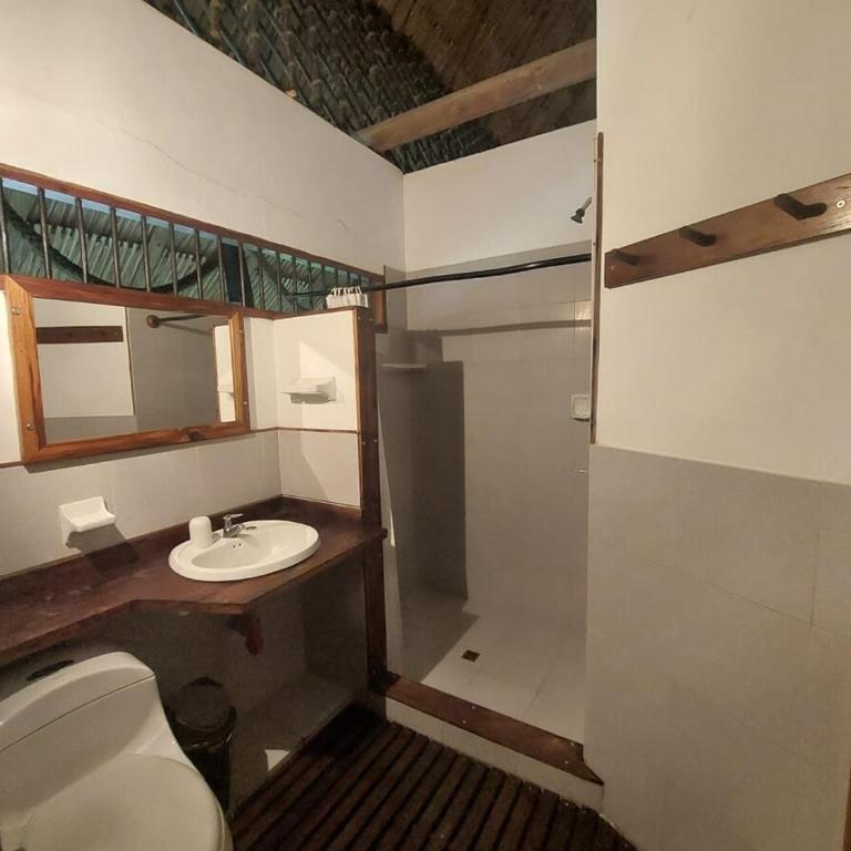 Cabaña frente al mar en la playa del Calao - Four-Bedroom House - 61