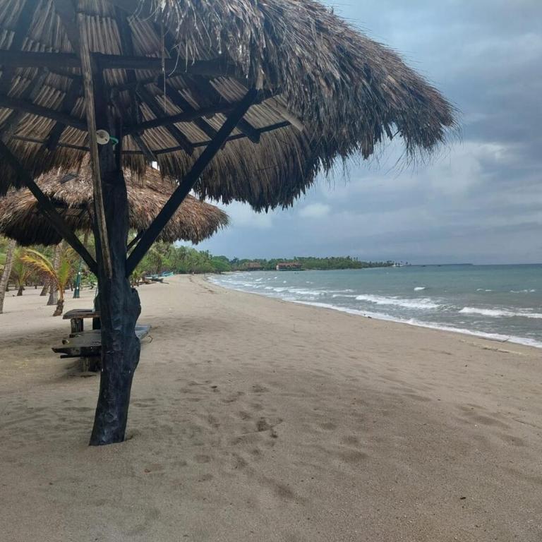 Cabaña frente al mar en la playa del Calao - Four-Bedroom House - 14